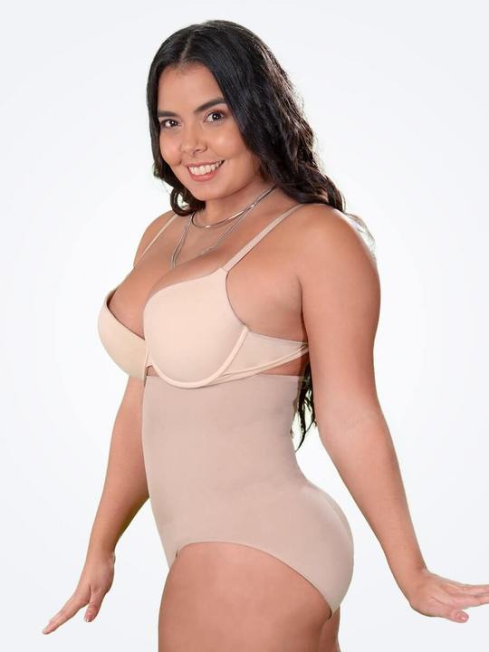 High-Waisted Seamless Shaping Shorts for Smooth Curves